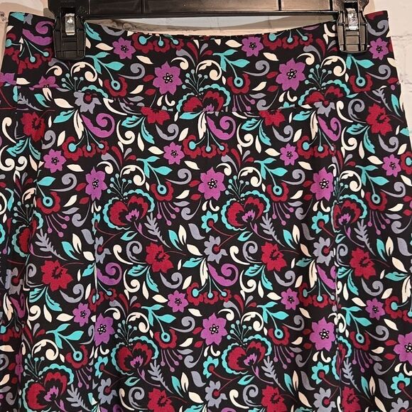 Kim Rogers black floral flared skirt size S - Picture 2 of 6